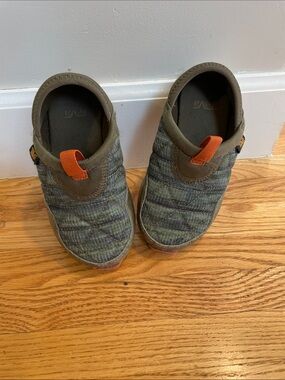 Teva Quilted Kids Slip-On Shoes in Olive Green with Orange Tab